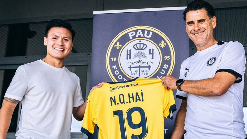 Quang Hải từng thi đấu tại Pau FC Quang Hải từng thi đấu tại Pau FC