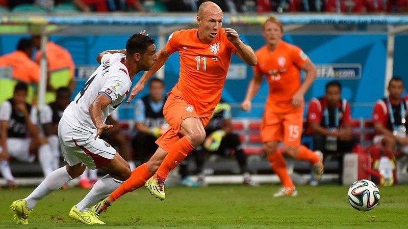 Những pha bứt tốc là vũ khí nguy hiểm của Robben Những pha bứt tốc là vũ khí nguy hiểm của Robben